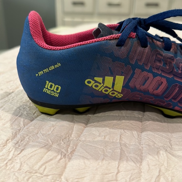 MESSI soccer cleats by Adidas - Picture 3 of 3